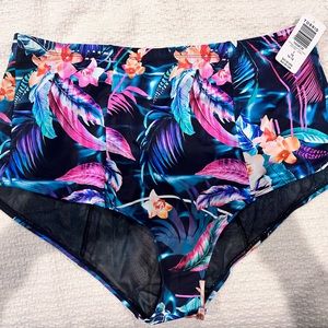 Torrid NWT floral swim bottoms size 1